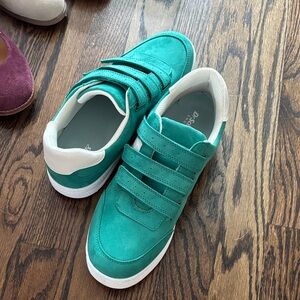 Dr. Scholl's Green suede Sneakers with Straps